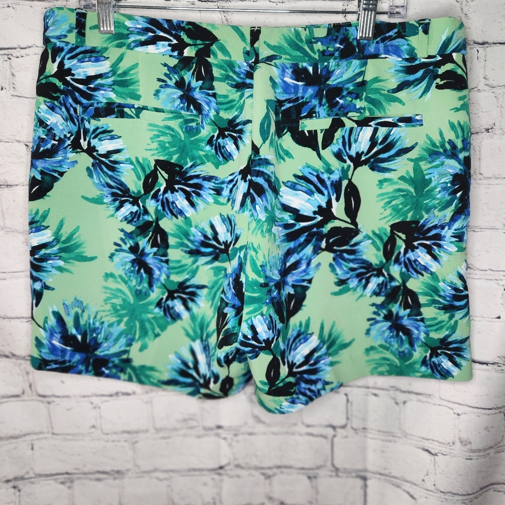 Banana Republic Hawaiian Floral Print Dress Shorts Size 12 - Picture 6 of 7